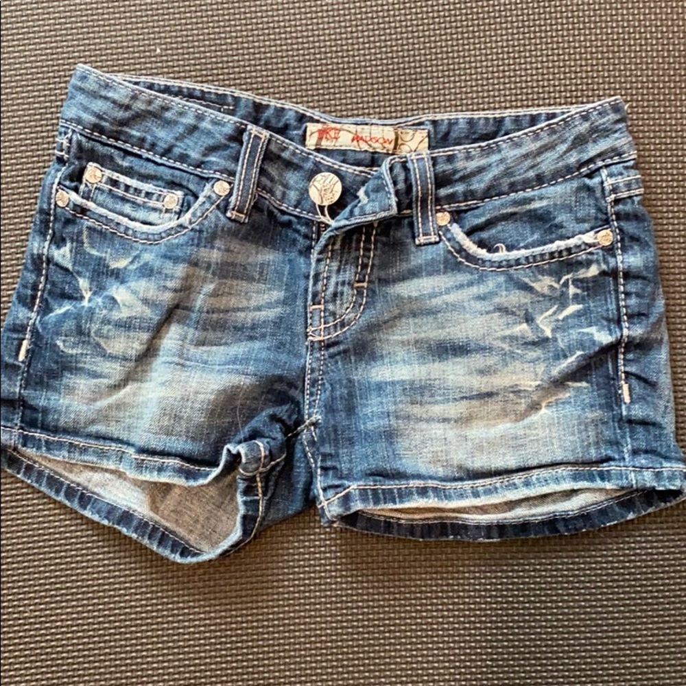 BLK short